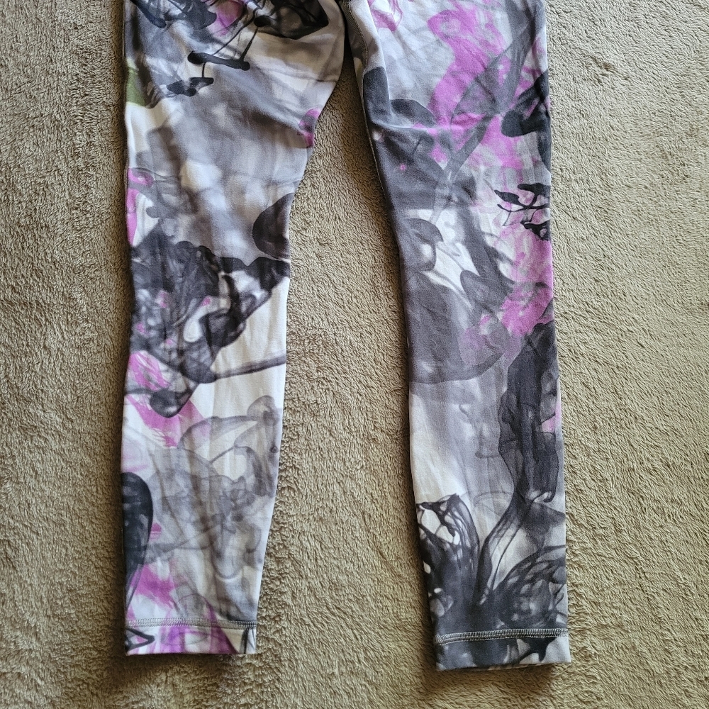 Lululemon Throwback Print Align High-Rise Pant 25" Unicorn Throwback White 6 - Picture 8 of 11